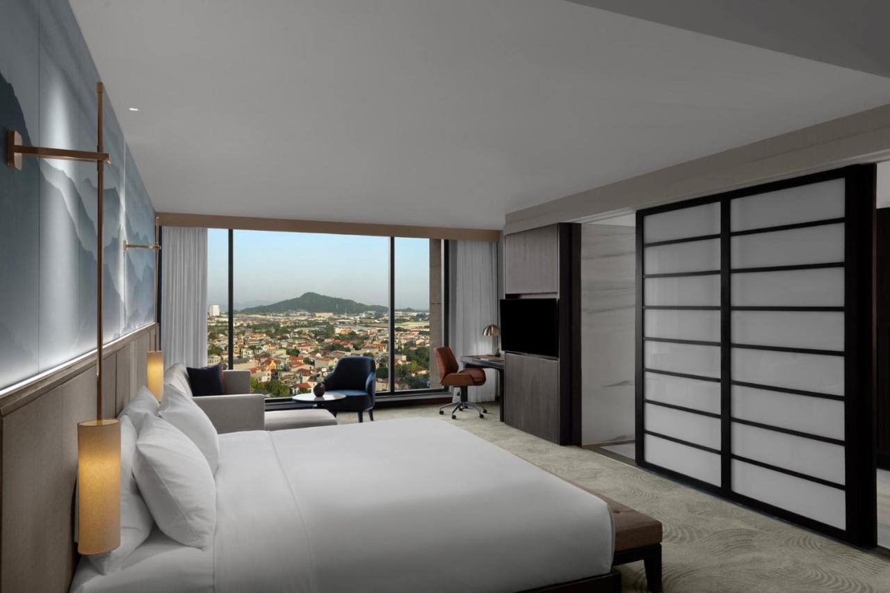 Crowne Plaza Vinh Yen City Centre By Ihg Extérieur photo